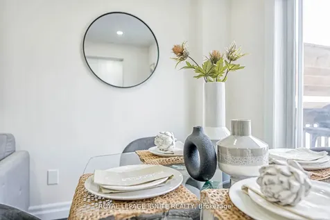 7 Natale Court Bradford West Gwillimbury ON L3Z 3B1