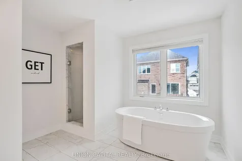 144 Mondial Crescent East Gwillimbury ON L0G 1R0