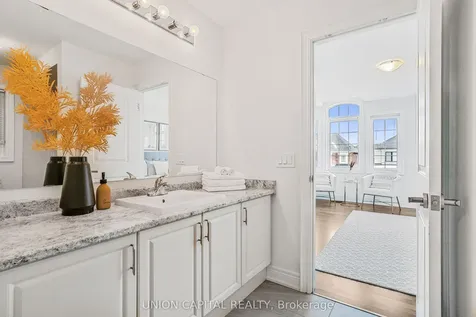 144 Mondial Crescent East Gwillimbury ON L0G 1R0