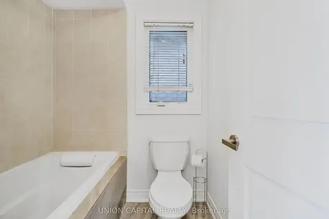 144 Mondial Crescent East Gwillimbury ON L0G 1R0