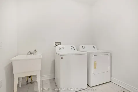 144 Mondial Crescent East Gwillimbury ON L0G 1R0