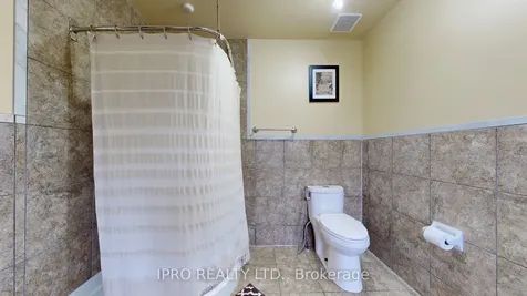 147 Professor Day Drive Bradford West Gwillimbury ON L3Z 3B9