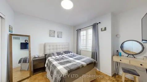 147 Professor Day Drive Bradford West Gwillimbury ON L3Z 3B9