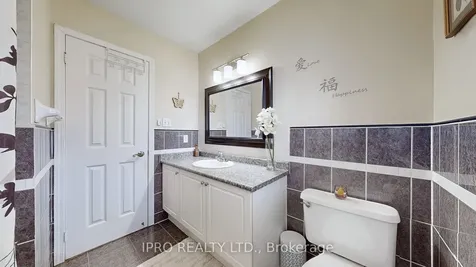 147 Professor Day Drive Bradford West Gwillimbury ON L3Z 3B9