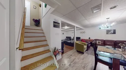 147 Professor Day Drive Bradford West Gwillimbury ON L3Z 3B9