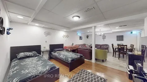 147 Professor Day Drive Bradford West Gwillimbury ON L3Z 3B9