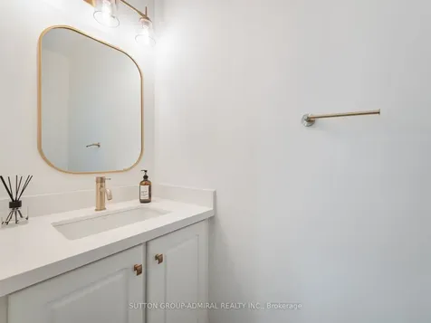 205 Romanelli Crescent Bradford West Gwillimbury ON L3Z 0X6