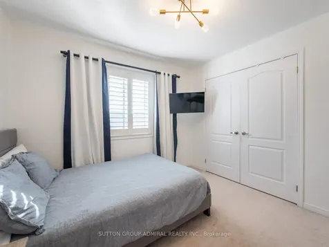 205 Romanelli Crescent Bradford West Gwillimbury ON L3Z 0X6