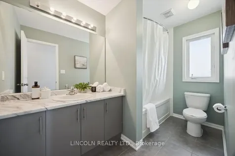 19 Don Hadden Crescent Brock ON L0C 1H0