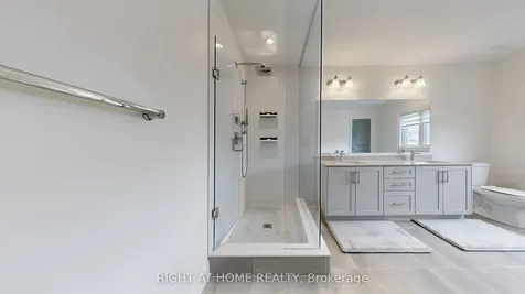 121 Bartram Crescent Bradford West Gwillimbury ON L3Z 4J2