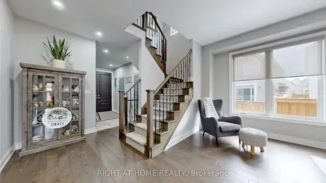 121 Bartram Crescent Bradford West Gwillimbury ON L3Z 4J2