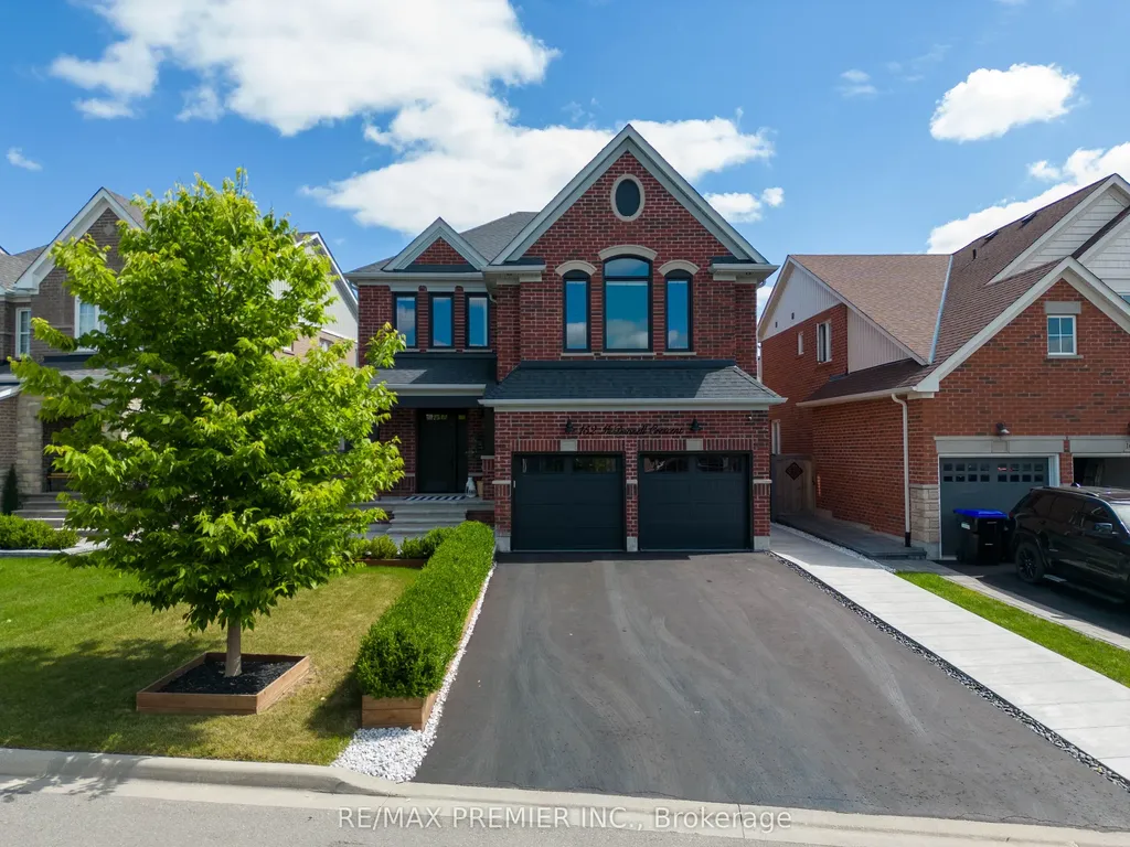 152 Mcdonnell Crescent Bradford West Gwillimbury ON L3Z 0T8