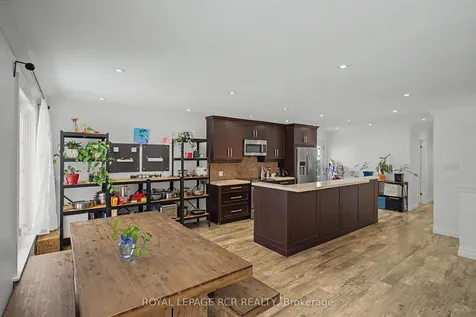 248 Talbot Crescent Newmarket ON L3Y 1A3