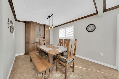 266 Britannia Avenue Bradford West Gwillimbury ON L3Z 1A7