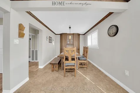 266 Britannia Avenue Bradford West Gwillimbury ON L3Z 1A7