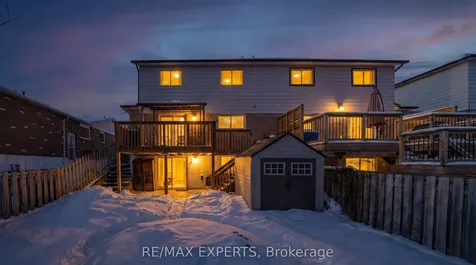 266 Britannia Avenue Bradford West Gwillimbury ON L3Z 1A7