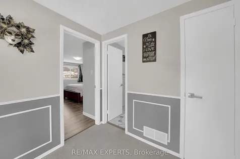 266 Britannia Avenue Bradford West Gwillimbury ON L3Z 1A7