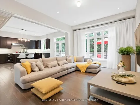 12 Macdonald Court Richmond Hill ON L4E 1E9