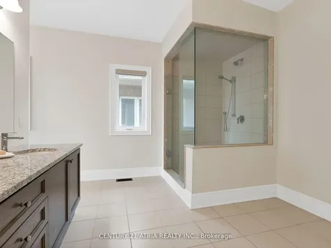 12 Macdonald Court Richmond Hill ON L4E 1E9