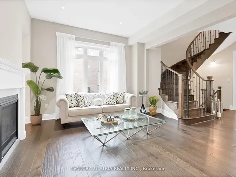 12 Macdonald Court Richmond Hill ON L4E 1E9