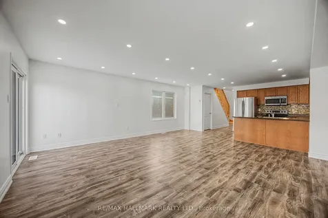 52 Acorn Lane Bradford West Gwillimbury ON L3Z 0H6