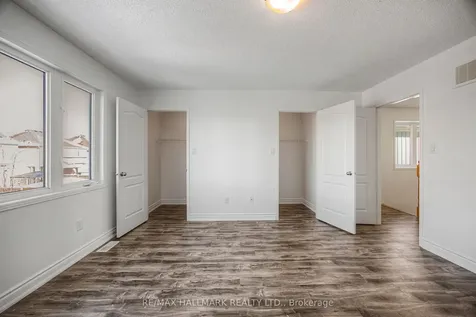 52 Acorn Lane Bradford West Gwillimbury ON L3Z 0H6