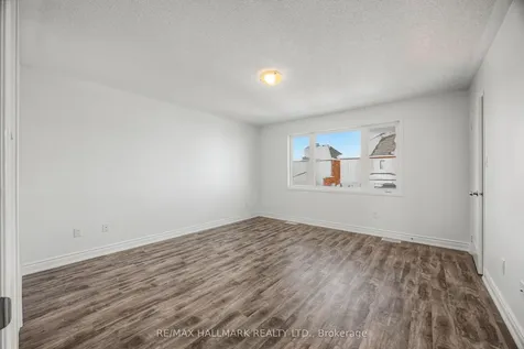 52 Acorn Lane Bradford West Gwillimbury ON L3Z 0H6