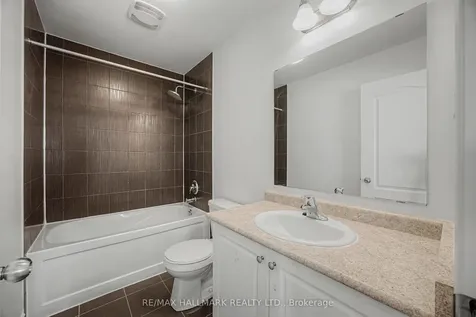 52 Acorn Lane Bradford West Gwillimbury ON L3Z 0H6