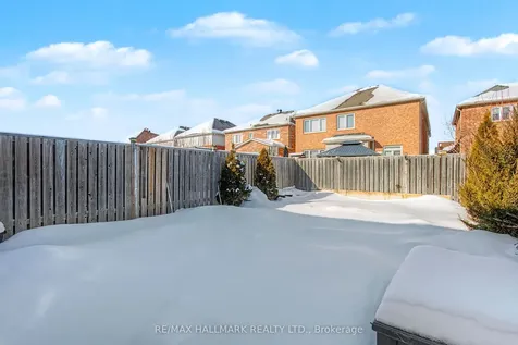 52 Acorn Lane Bradford West Gwillimbury ON L3Z 0H6