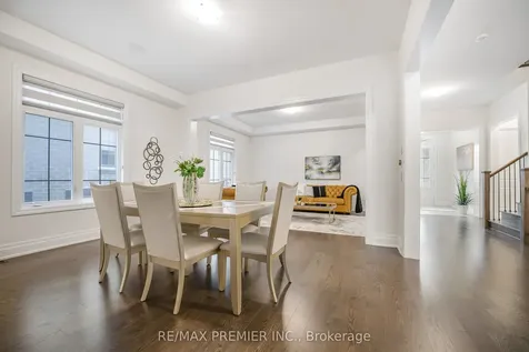 30 Enclave Court Vaughan ON L4H 4V9