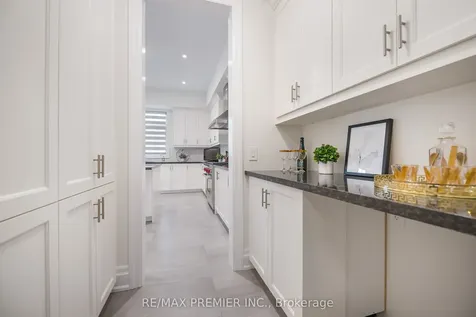 30 Enclave Court Vaughan ON L4H 4V9