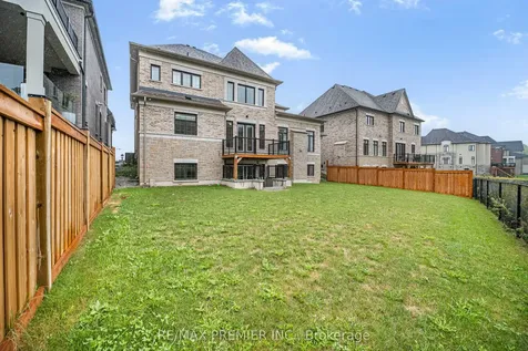 30 Enclave Court Vaughan ON L4H 4V9