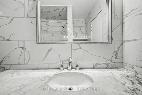 96 Meadowview Avenue Markham ON L3T 1K7
