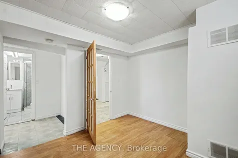 96 Meadowview Avenue Markham ON L3T 1K7