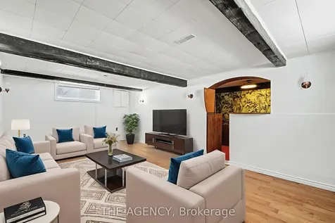 96 Meadowview Avenue Markham ON L3T 1K7