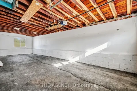 96 Meadowview Avenue Markham ON L3T 1K7