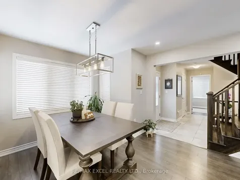 89 Hutt Crescent Aurora ON L4G 0T2