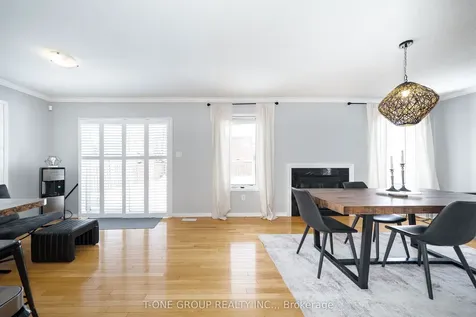 156 Mavrinac Boulevard Aurora ON L4G 0G6