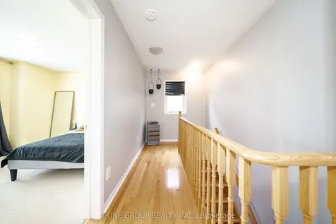 156 Mavrinac Boulevard Aurora ON L4G 0G6