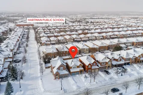 156 Mavrinac Boulevard Aurora ON L4G 0G6