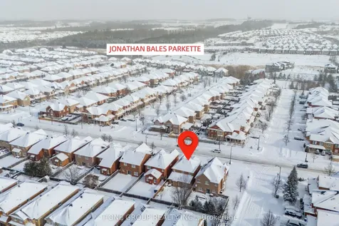 156 Mavrinac Boulevard Aurora ON L4G 0G6