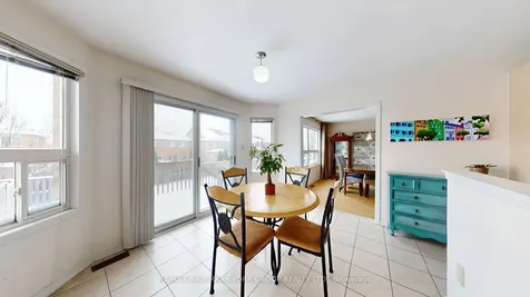 86 Petermann Street Aurora ON L4G 7X5