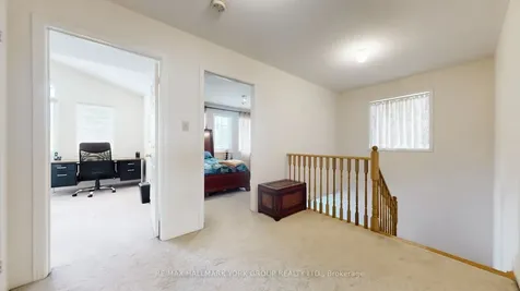 86 Petermann Street Aurora ON L4G 7X5