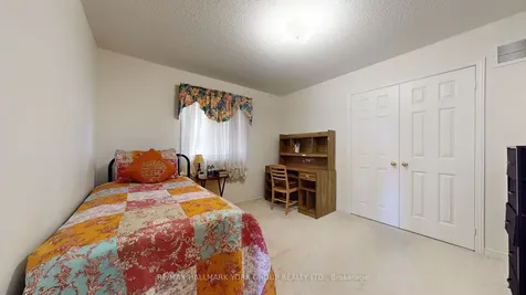 86 Petermann Street Aurora ON L4G 7X5