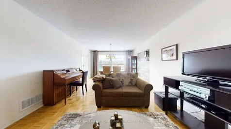 86 Petermann Street Aurora ON L4G 7X5