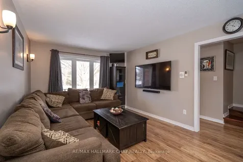 1 Burbank Circle Adjala-tosorontio ON L0M 1J0