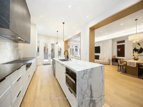 34 Meteorite Street Richmond Hill ON L4C 4L9