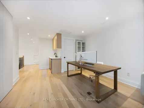 34 Meteorite Street Richmond Hill ON L4C 4L9