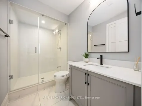 34 Meteorite Street Richmond Hill ON L4C 4L9