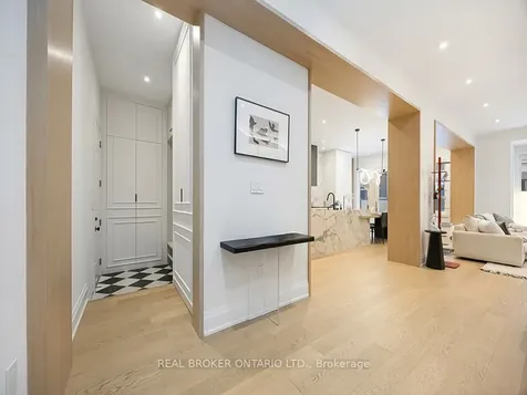 34 Meteorite Street Richmond Hill ON L4C 4L9